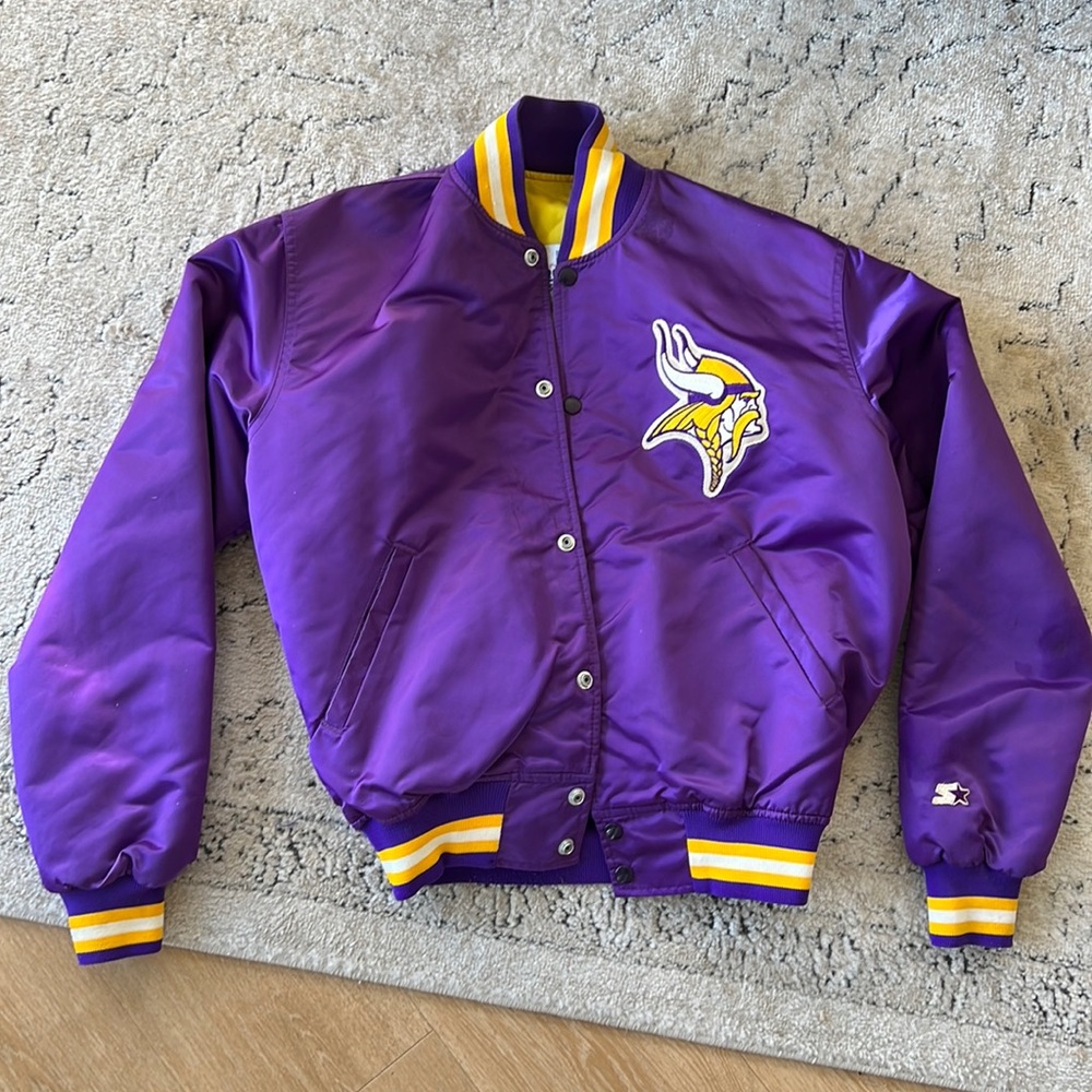 Vintage Minnesota Vikings Starter Jacket (Medium)